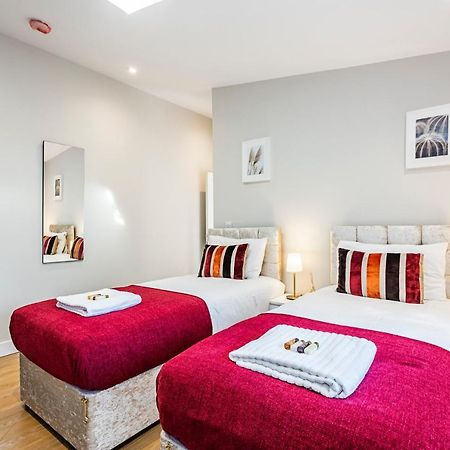 South Woodford 2 Bed En-Suite House London Exterior photo