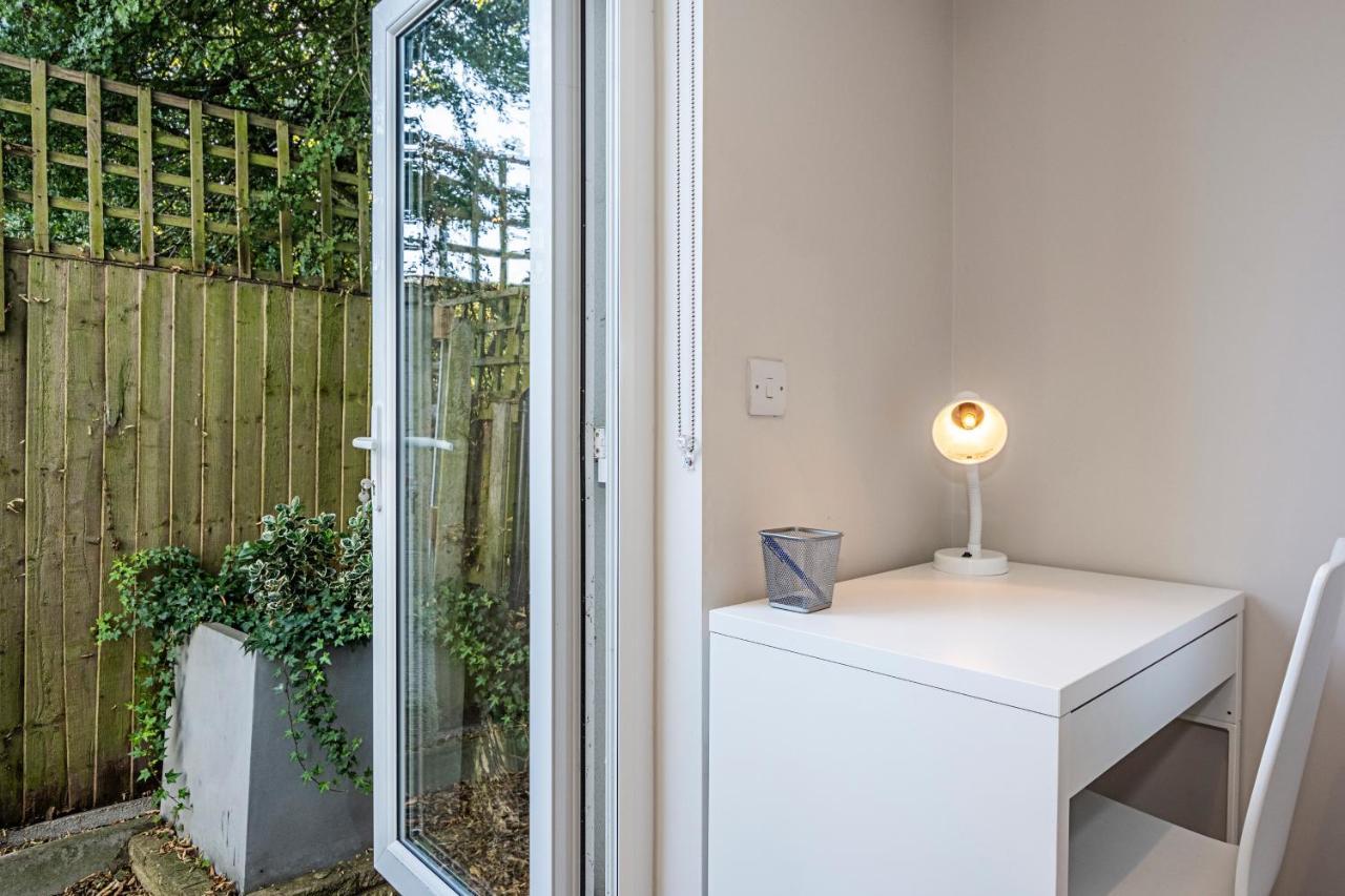 South Woodford 2 Bed En-Suite House London Exterior photo